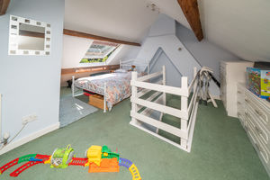 LOFT ROOM- click for photo gallery